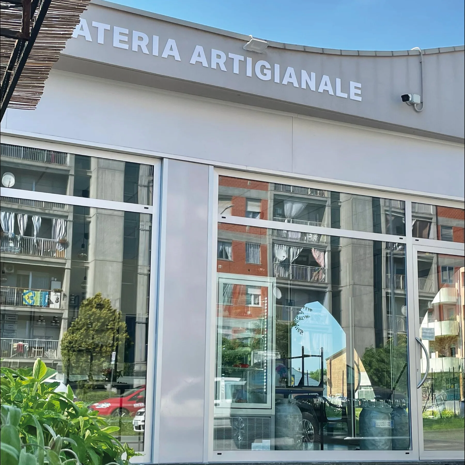 Vetrina in alluminio opaco